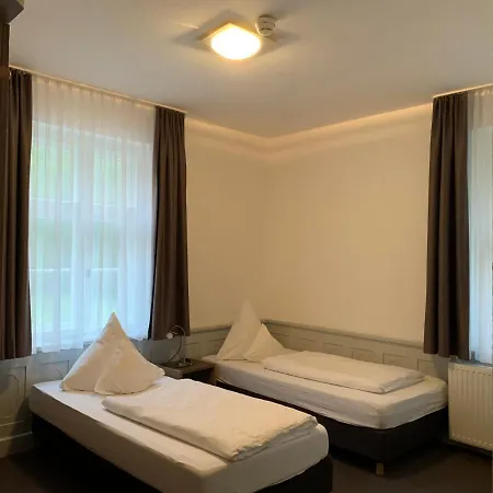 Haus Rheinberg Gaestehaus Lorch am Rhein Esterno foto